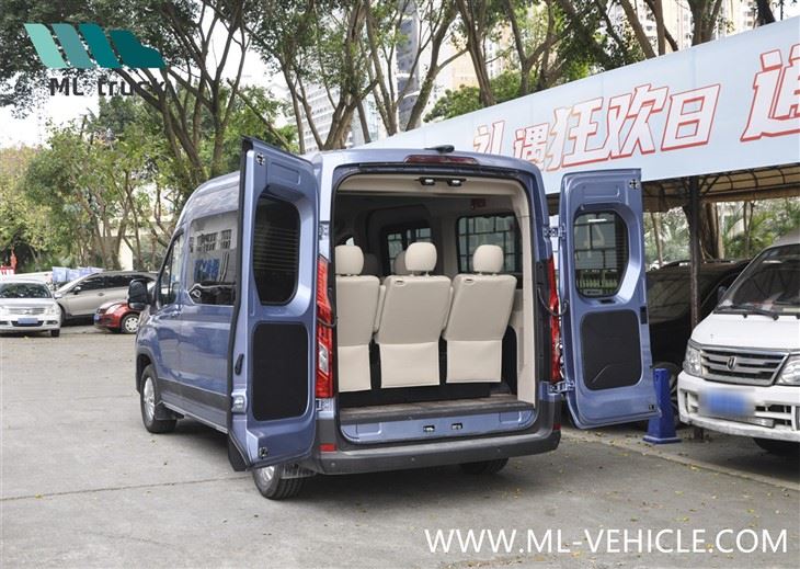 SAIC Maxus V90
