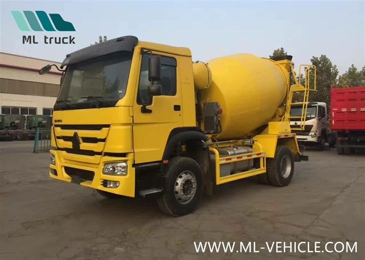 Sinotruk HOWO Manufacturer 4X2 4X4 All Wheel Driving Awd 5 10 Tons Mini Flatbed Stake Lorry Box Cargo Dumper