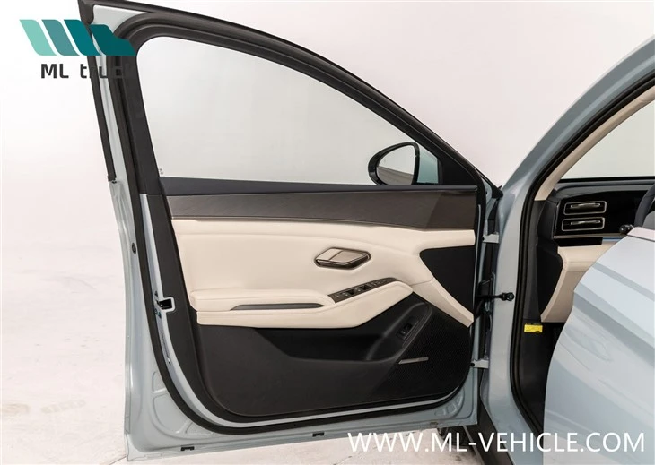 2024 BYD Qin L DM-i Sedan