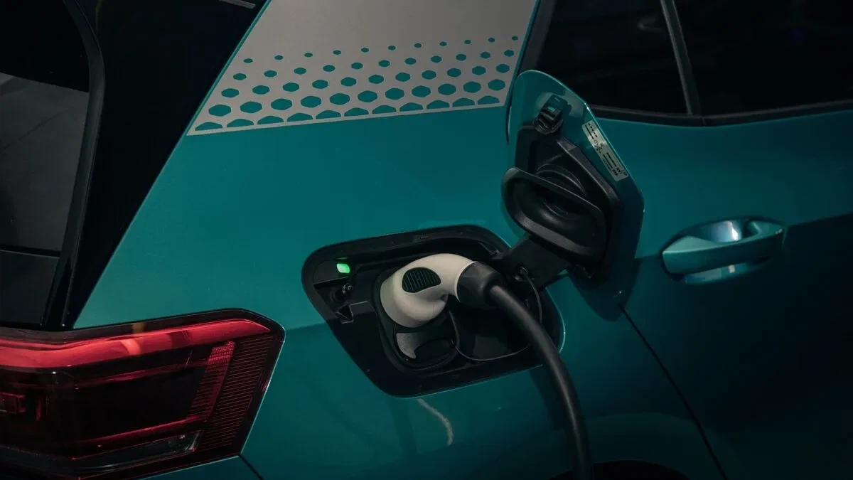 Volkswagen, Katı Hal Pil İşbirliği İçin Fransız Startup Blue Çözümleriyle Gör...